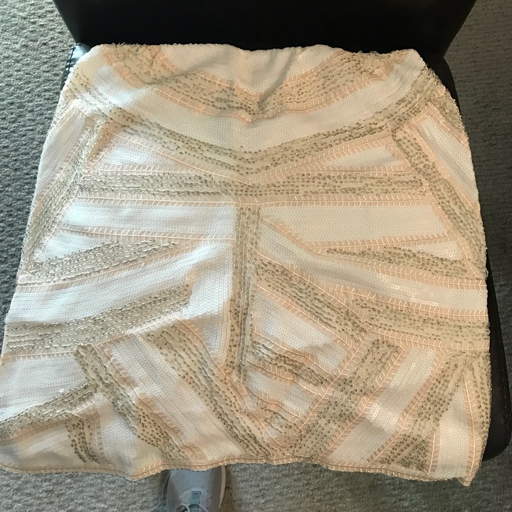 Elastic band skirt